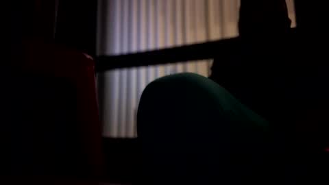 imlightskn online show from September 25, 9:27 am