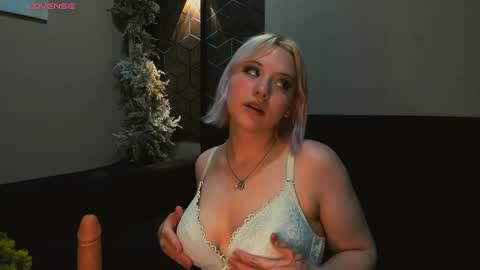 ImNysha online show from April 2, 9:44 pm