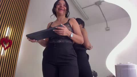 Indi Catalina online show from April 11, 1:15 pm