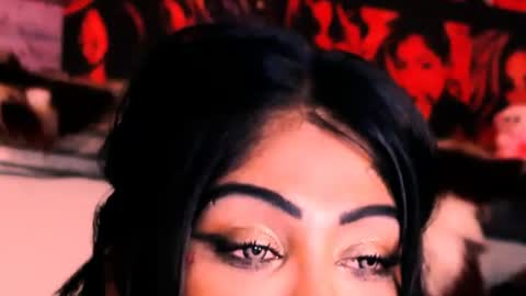 Snapshot of indian_dreamgirl chatting on October 25, 4:02 am Bella Ambrosia online show from October 25, 4:02 am