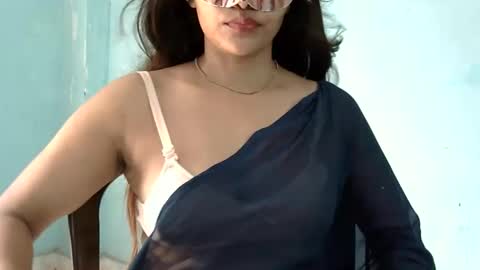 Snapshot of indiananu23 chatting on October 2, 8:13 am indiananu23 online show from October 2, 8:13 am