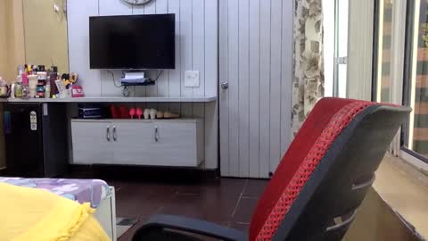 Radha online show from November 13, 9:34 am