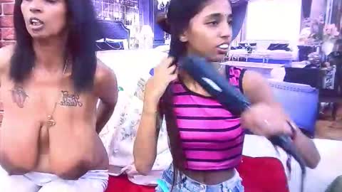 indiansexyslender4u2luv online show from November 25, 6:01 am