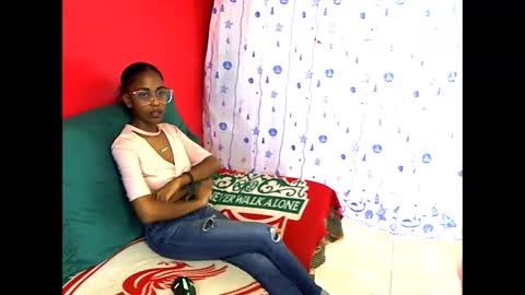 indianvixen07 online show from April 9, 6:35 pm