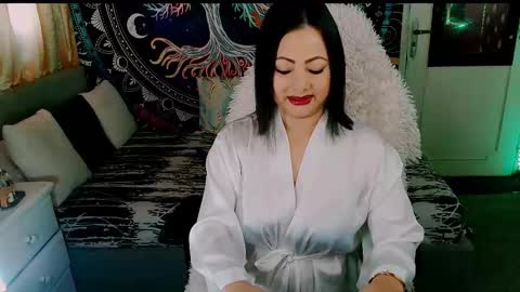 indica_me online show from February 2, 6:32 am