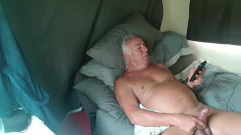 indieapenut online show from December 15, 7:46 am