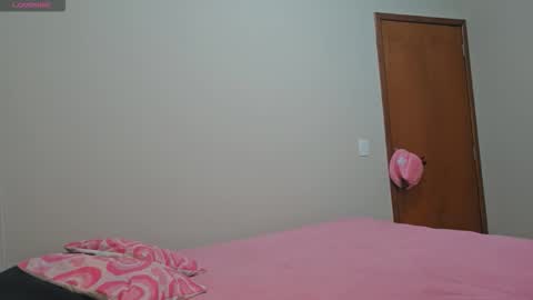 ingridequinti online show from February 13, 6:06 am