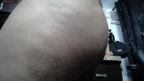 Snapshot of iniyalaboni chatting on October 20, 8:25 pm Iniya online show from October 20, 8:25 pm