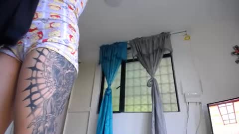 lyan onlyfans n linda online show from June 26, 10:48 pm