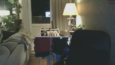 inkedsweed69 online show from April 12, 11:20 pm