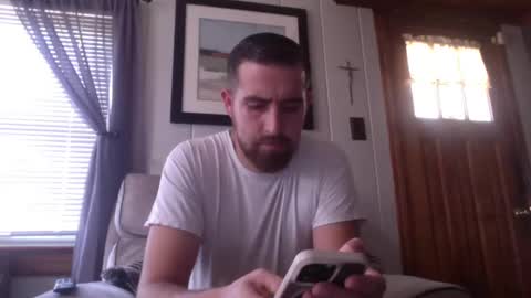 Snapshot of inmybackyard chatting on September 19, 5:49 pm InMyBackyard online show from September 19, 5:49 pm
