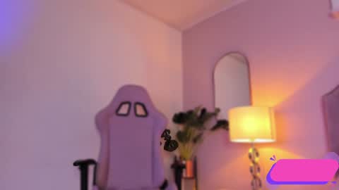 Innana  online show from December 20, 7:55 am