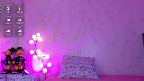 innocenthazel online show from April 17, 2:58 am