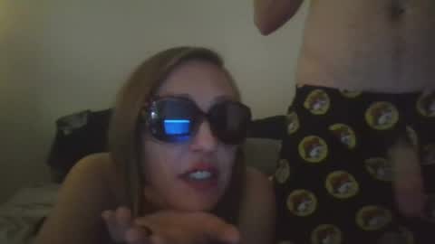 intcouple24 online show from April 12, 10:36 pm