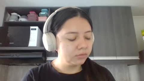 Iris 3 online show from December 15, 2:24 pm