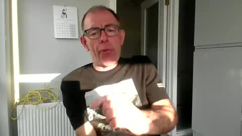 inthemood63 online show from April 26, 6:49 pm