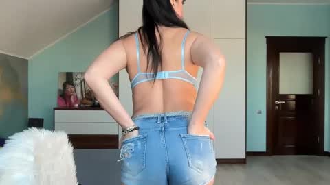 iracherrynow online show from January 19, 8:13 am