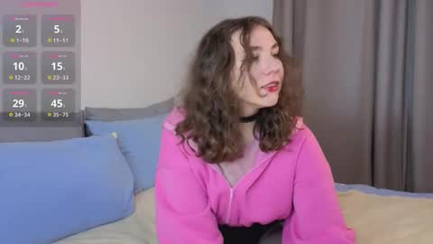 Maxin online show from October 25, 10:58 am