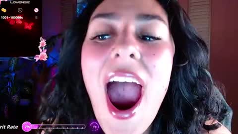 iris_colette online show from July 24, 11:35 pm