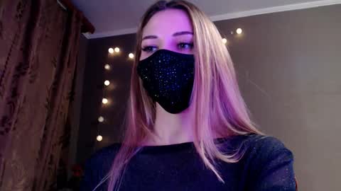 Lily online show from February 2, 4:14 pm