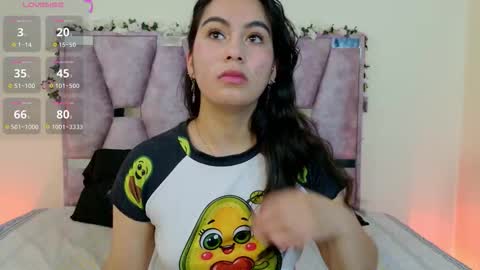 Snapshot of iris_mandarinne chatting on October 27, 7:58 pm Iris online show from October 27, 7:58 pm