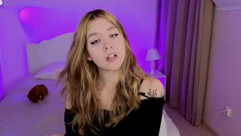 Iris  online show from November 24, 12:04 pm