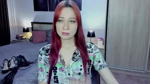 IrisDew online show from June 7, 12:43 pm