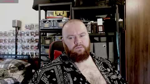 Snapshot of irishdaddy24 chatting on September 18, 1:37 pm twitter theirishman205 online show from September 18, 1:37 pm