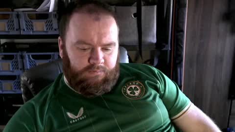 Snapshot of irishdaddy24 chatting on January 9, 1:35 pm twitter theirishman205 online show from January 9, 1:35 pm