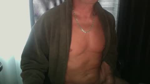 ironout007 online show from October 19, 8:57 pm