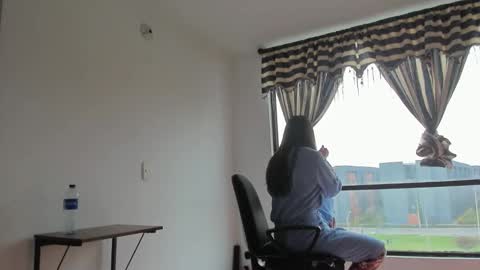 Isa3588 online show from November 6, 10:02 pm