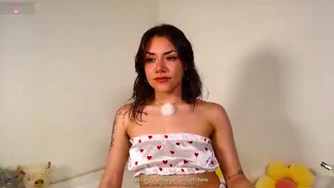 Isabella Laurentt  online show from June 14, 2:11 am