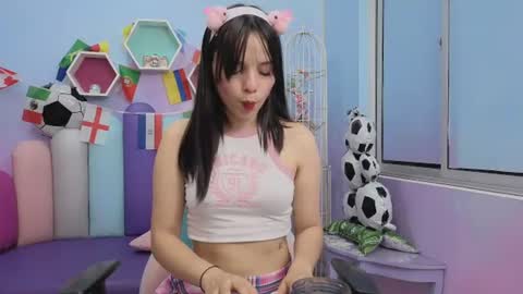 Isaa Skinny  online show from June 21, 4:41 am