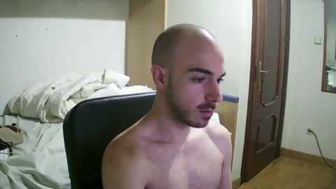 Snapshot of isaac99c chatting on January 14, 6:13 am Isaac99c online show from January 14, 6:13 am