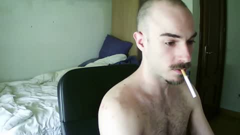 Snapshot of isaac99c chatting on February 8, 11:12 am Isaac99c online show from February 8, 11:12 am