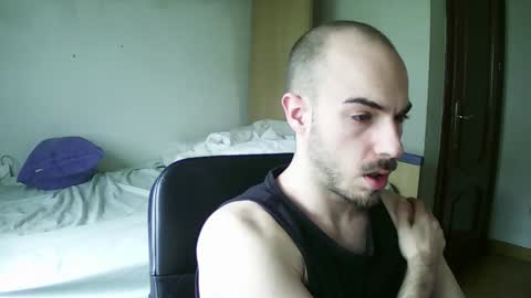 Snapshot of isaac99c chatting on January 28, 11:17 am Isaac99c online show from January 28, 11:17 am
