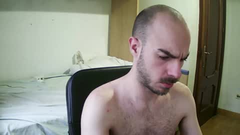 Snapshot of isaac99c chatting on January 29, 2:10 pm Isaac99c online show from January 29, 2:10 pm