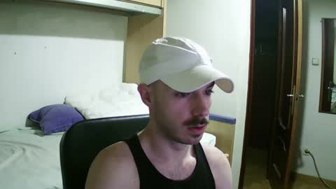 Snapshot of isaac99c chatting on January 8, 1:11 am Isaac99c online show from January 8, 1:11 am