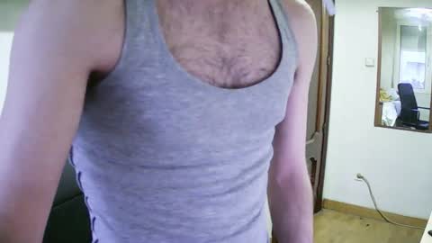 Snapshot of isaac99c chatting on January 6, 7:52 am Isaac99c online show from January 6, 7:52 am