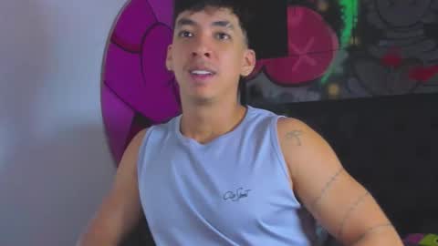 Snapshot of isaac_cryston chatting on October 12, 8:10 pm isaac_cryston online show from October 12, 8:10 pm