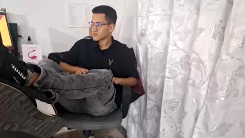 Isaac online show from October 22, 4:15 am