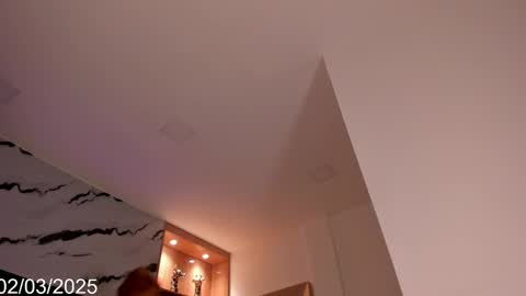 Snapshot of isabel_escorcia chatting on March 2, 5:44 am Isabel online show from March 2, 5:44 am