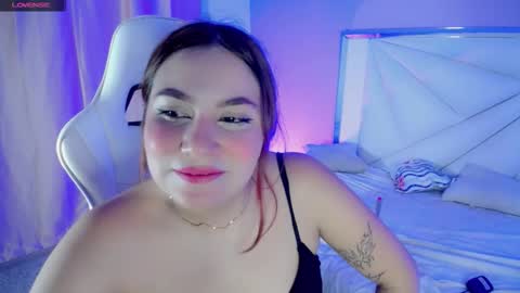 I S A B E L A ISA  online show from September 28, 4:54 am