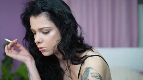  Isabel  online show from November 26, 9:33 pm