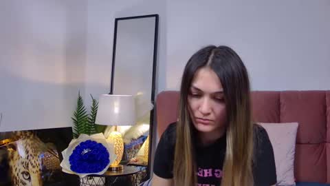 Isa online show from March 7, 9:07 am