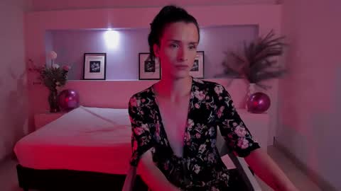 Snapshot of isabelfernandez chatting on September 23, 5:45 am IsabelFernandez online show from September 23, 5:45 am