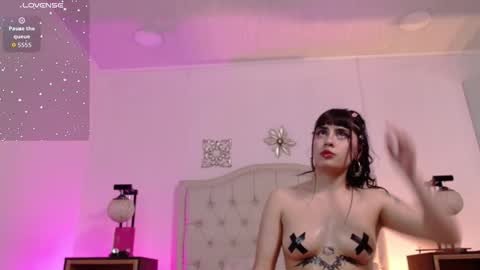 Isa Online 11pm to 5am Colombia time online show from November 11, 4:58 am