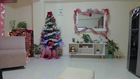 isabella_clarck online show from December 17, 11:06 am