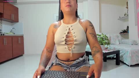 isabella_clarck online show from January 9, 11:14 am