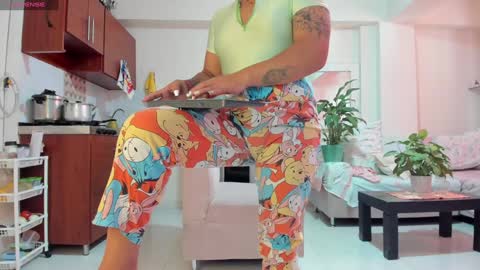 isabella_clarck online show from January 18, 2:23 pm
